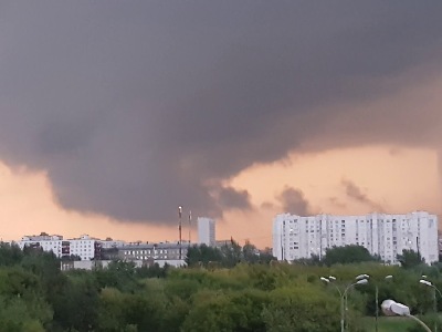 Торнадо в подмосковье. Торнадо в Москве. Смерч в Москве. Торнадо в Москве сегодня. Смерч в Москве сегодня.